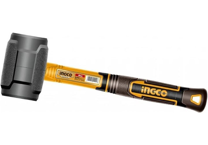 8Oz Búa cao su đen Ingco HRUH8808