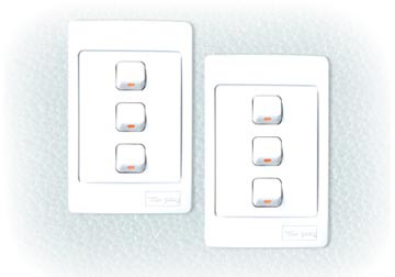 Mặt có 3 công tắc 1 chiều